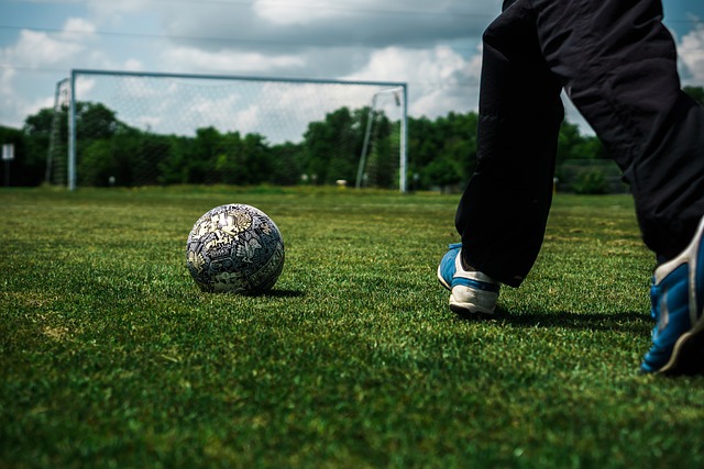 进攻中屡屡 进攻中屡屡